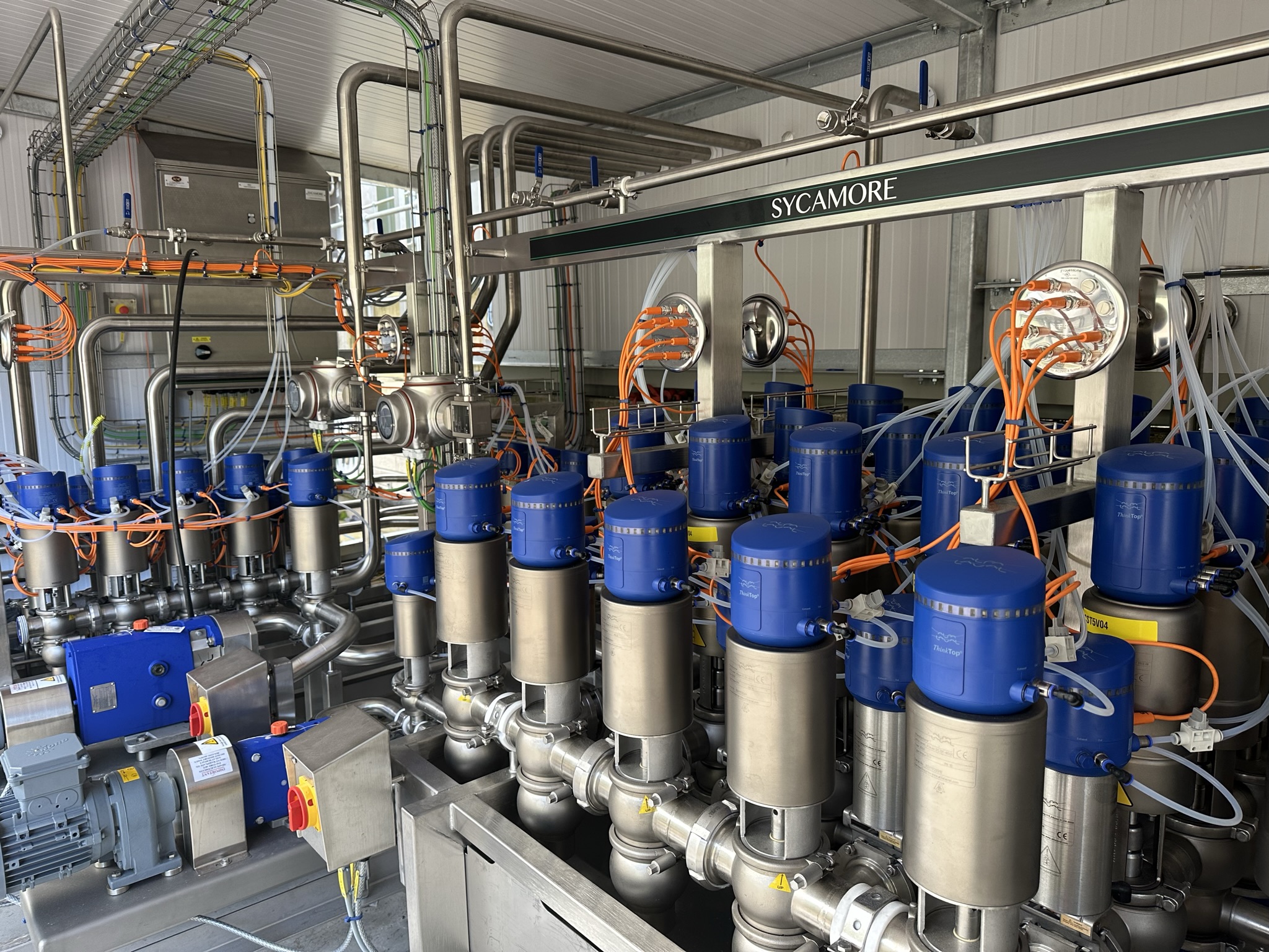 Cream routing manifold, Dairy processing, Alfa Laval Think Tops